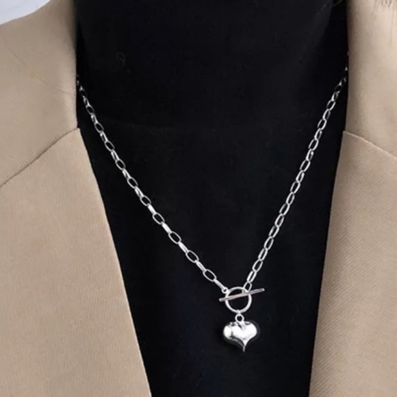 TOGGLE 925 STERLING SILVER CHUNKY HEART NECKLACE - Picture 4 of 6